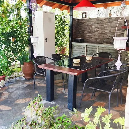 Stella's Agios Pavlos (Chalkidiki)